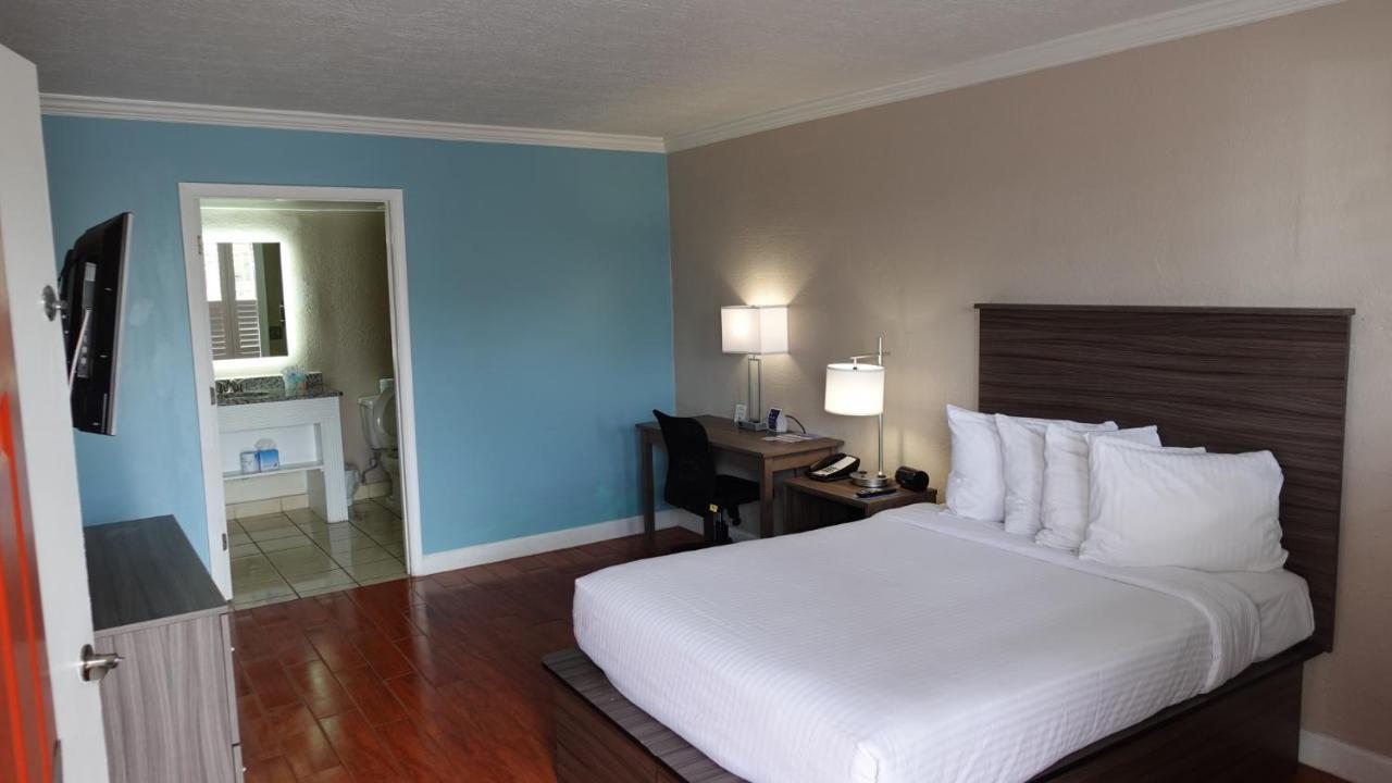 Melbourne All Suites Inn Extérieur photo